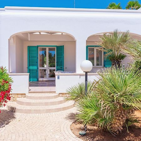 Residence Oasi Sul Mare Torre Suda Kültér fotó