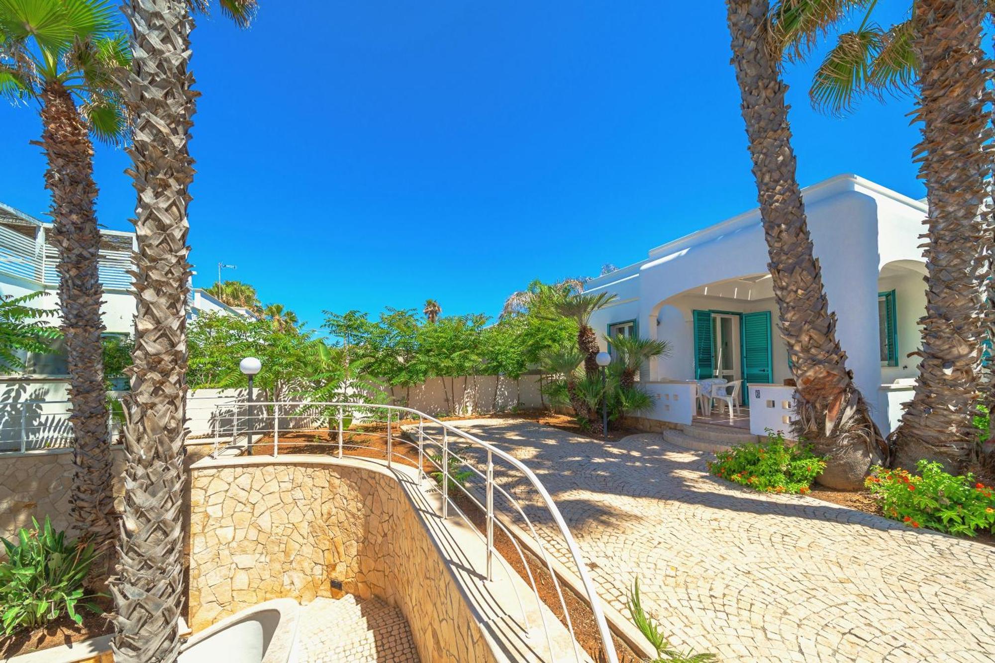 Residence Oasi Sul Mare Torre Suda Kültér fotó