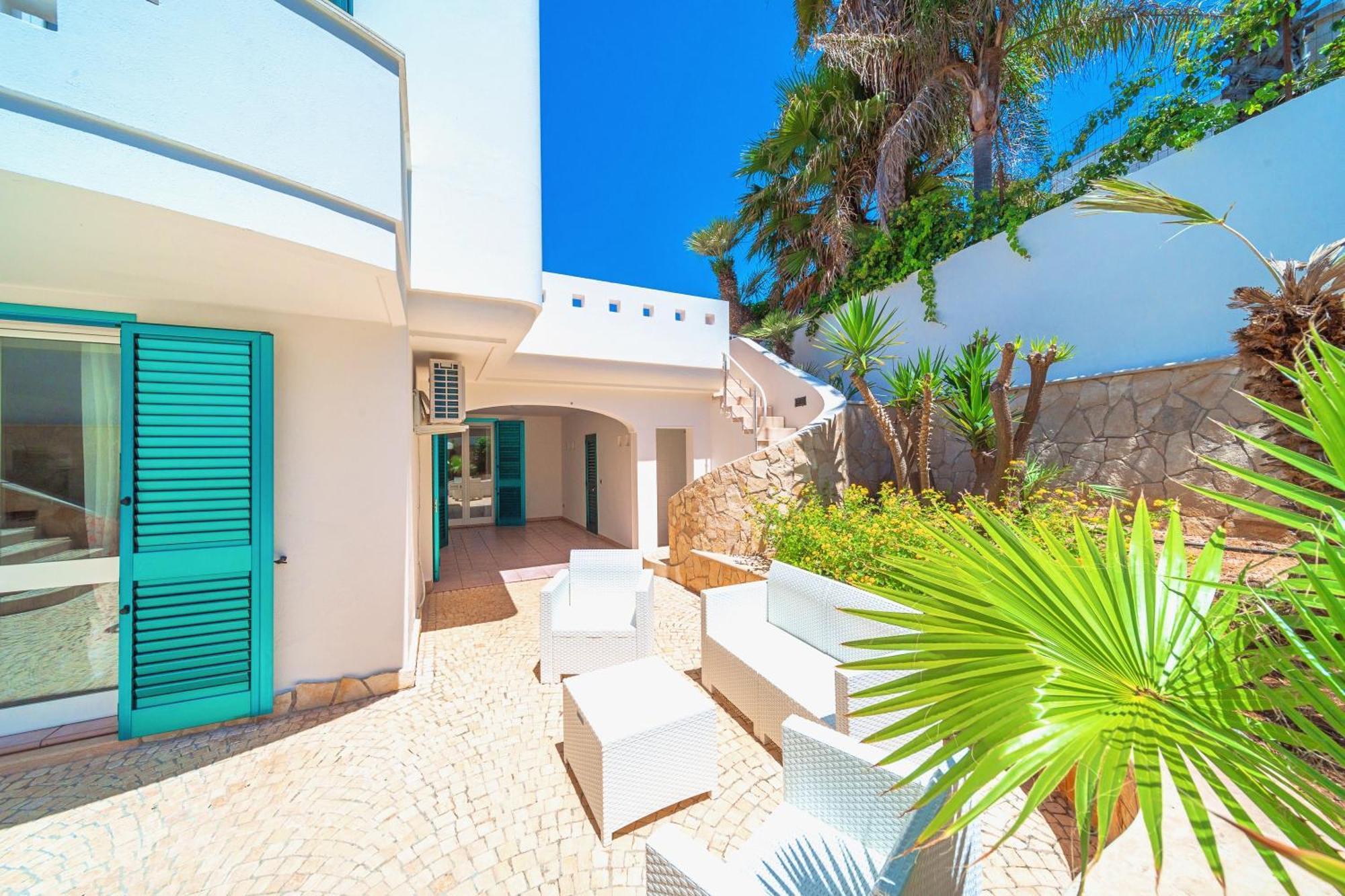 Residence Oasi Sul Mare Torre Suda Kültér fotó