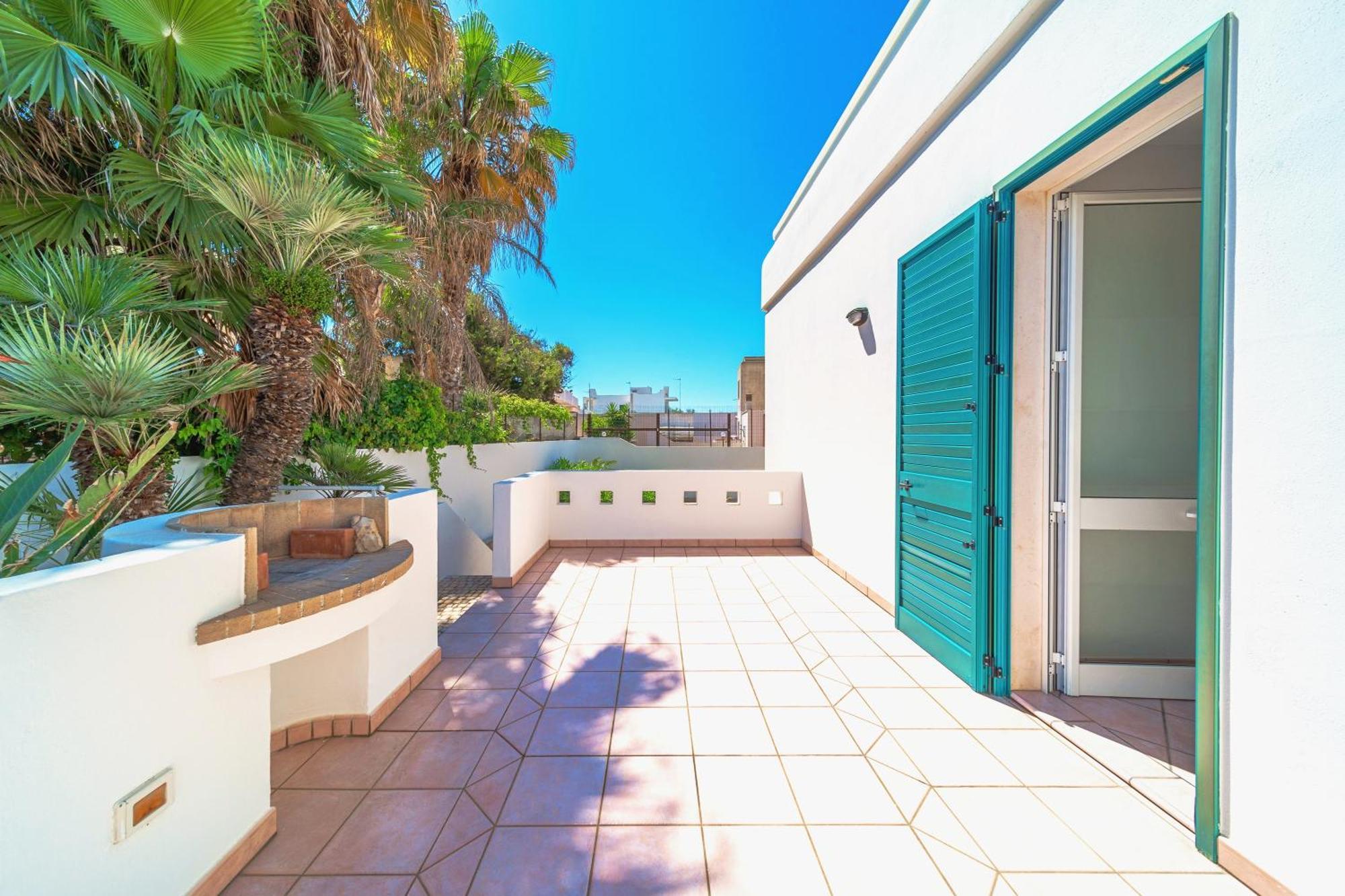 Residence Oasi Sul Mare Torre Suda Kültér fotó
