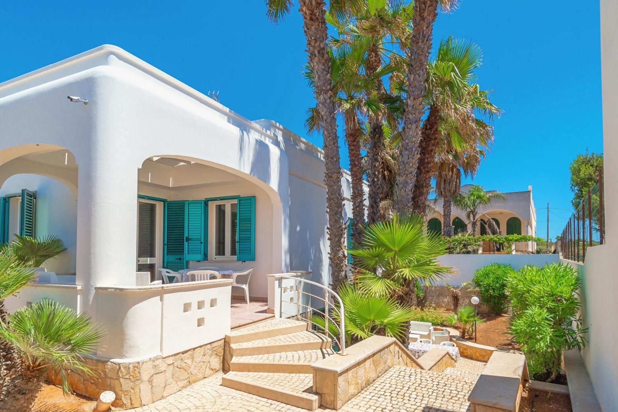 Residence Oasi Sul Mare Torre Suda Kültér fotó