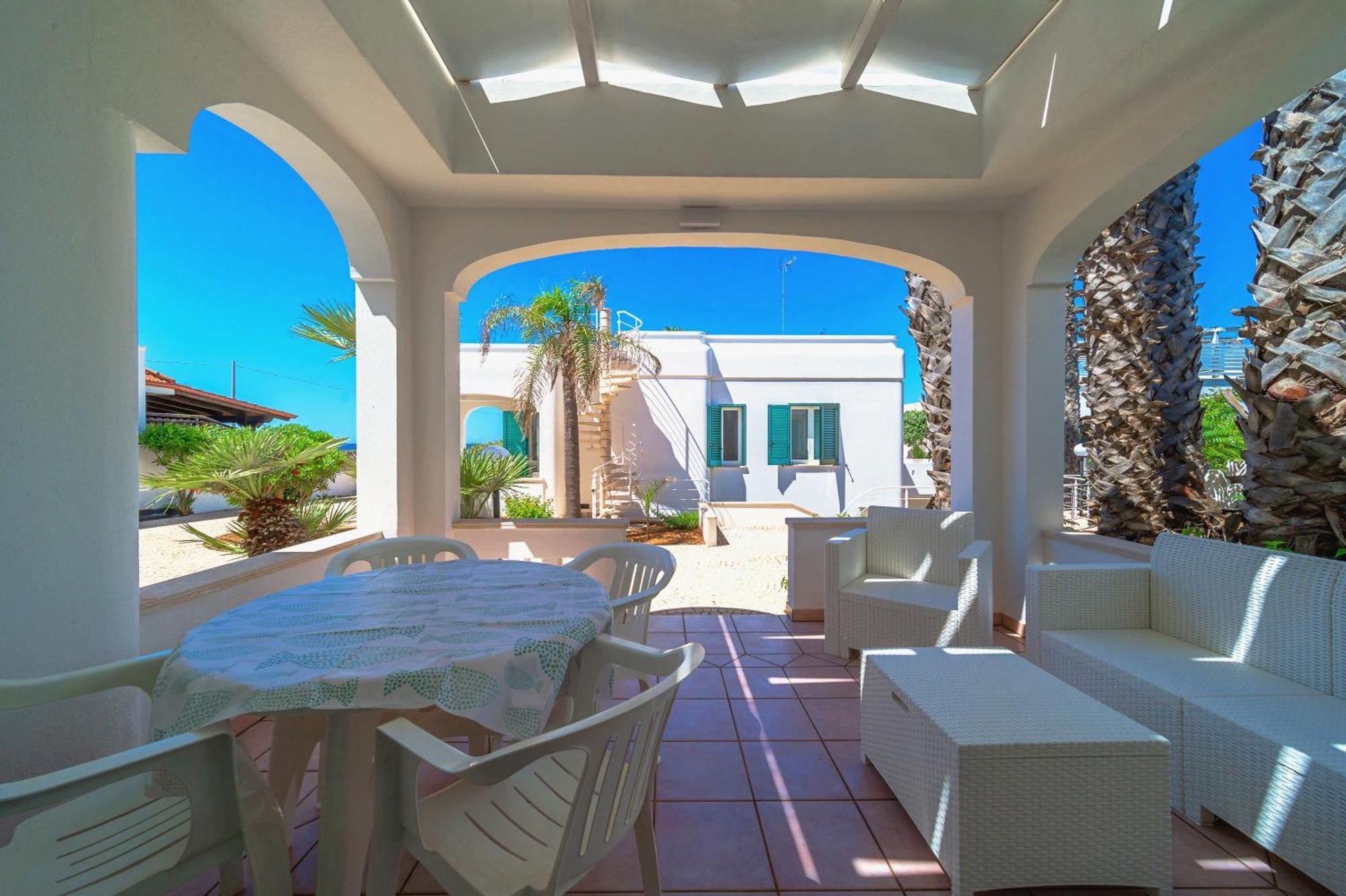 Residence Oasi Sul Mare Torre Suda Kültér fotó