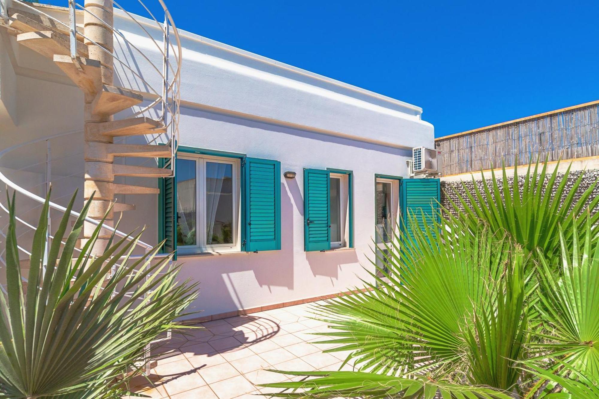 Residence Oasi Sul Mare Torre Suda Kültér fotó