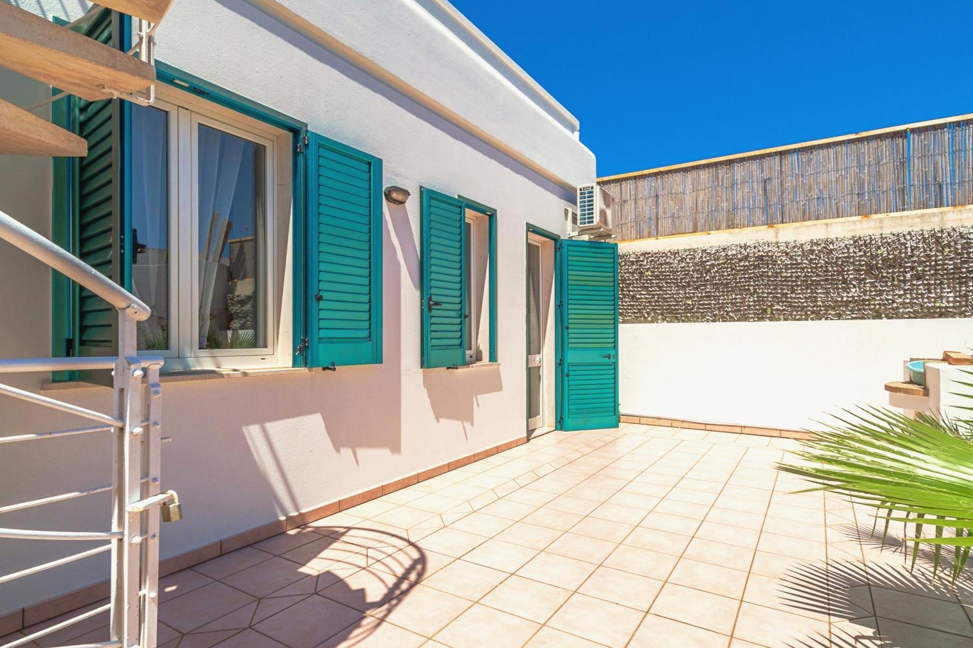 Residence Oasi Sul Mare Torre Suda Kültér fotó