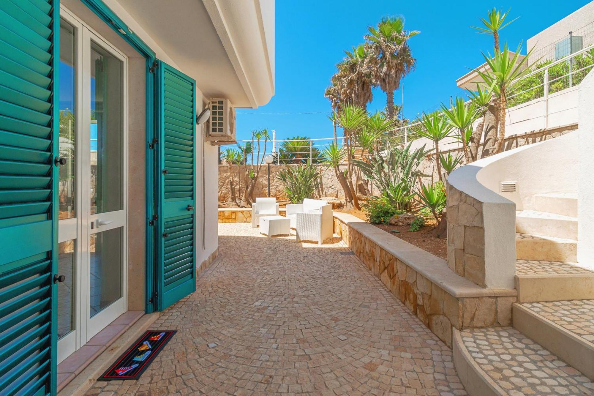 Residence Oasi Sul Mare Torre Suda Kültér fotó