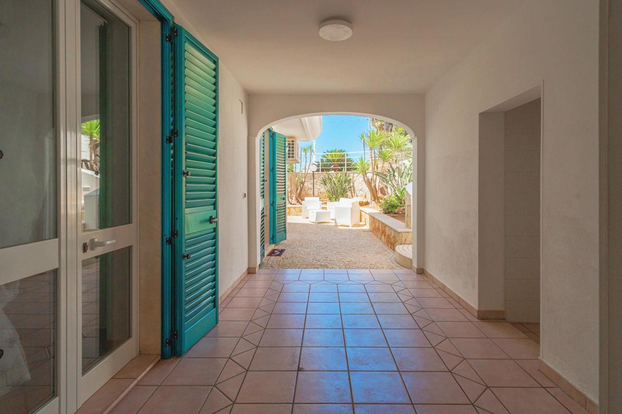 Residence Oasi Sul Mare Torre Suda Kültér fotó